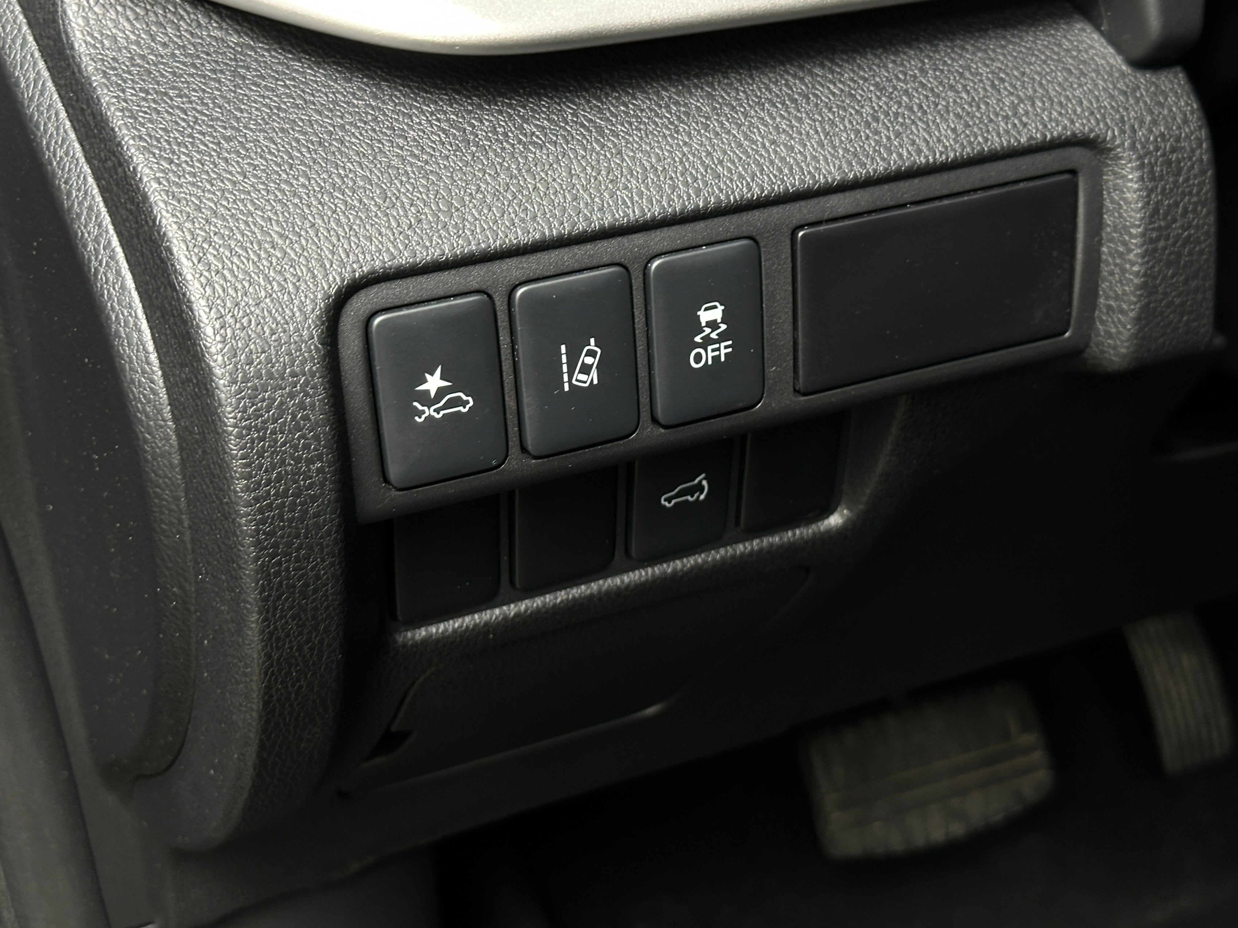 mitsubishi eclipse cross 2026 JA4ATWAA8TZ026152 image mitsubishi eclipse cross 2026 JA4ATWAA8TZ026152 image